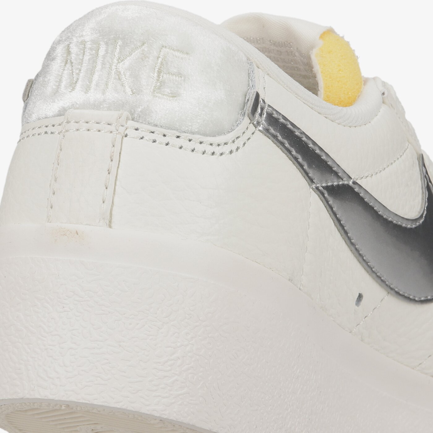 nike do8993 100