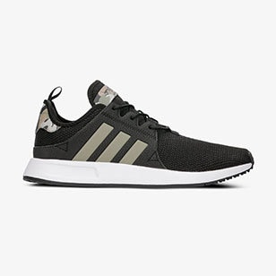 Streetwear w barwach black & white, czyli jak czyścić najpopularniejsze adidas X_PLR 