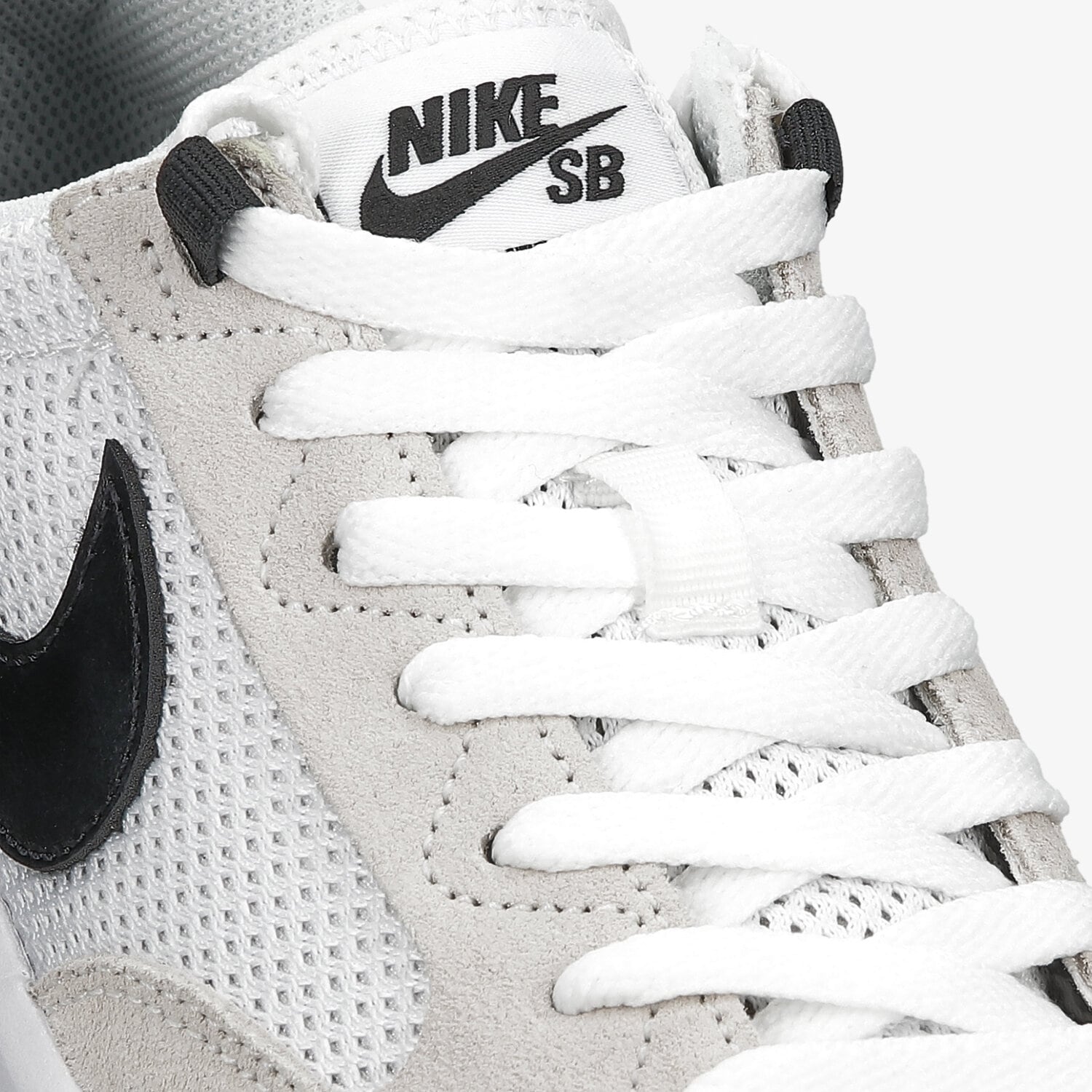 nike sb adversary sizeer