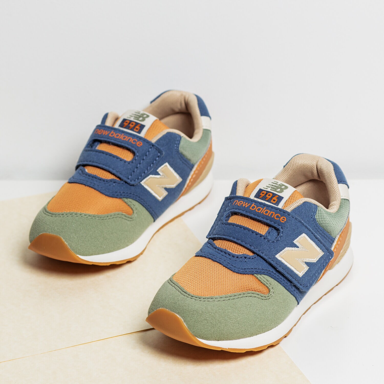 NEW BALANCE 996 IZ996ON3 ZIELONY | Dziecięce Sneakersy w Sizeer