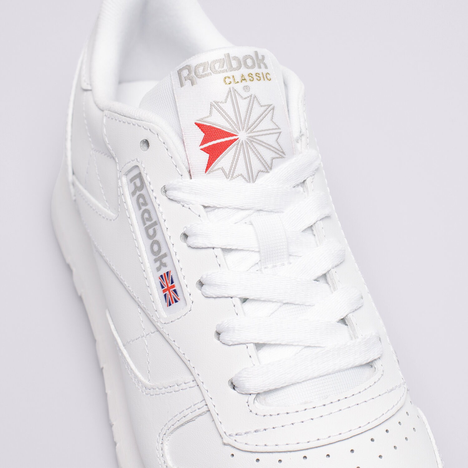 Womens reebok classic leather white hotsell