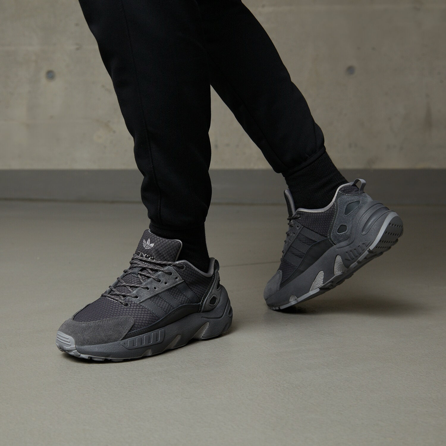 ADIDAS ZX 22 BOOST GY6696 CZARNY | Damskie Sneakersy w Sizeer