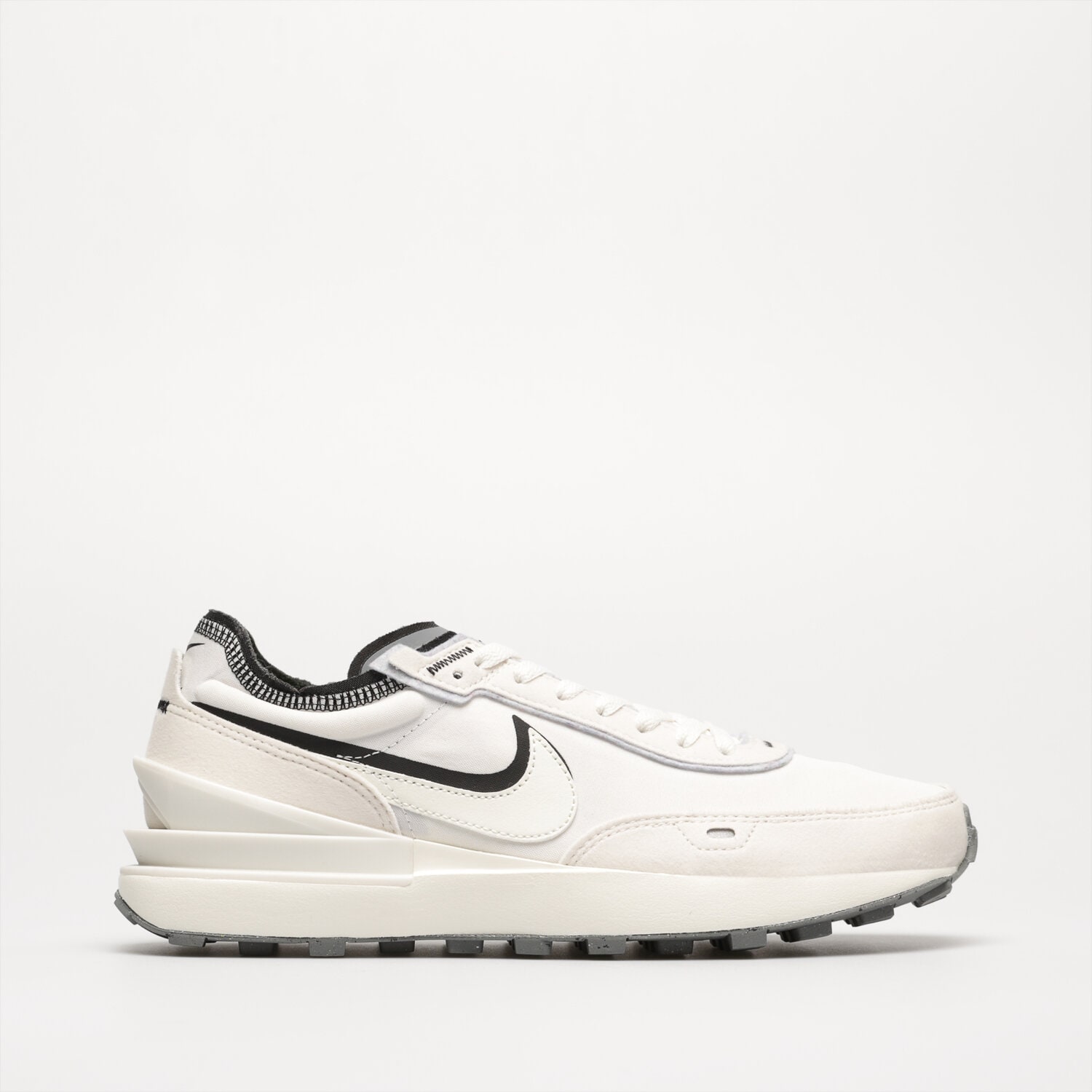 nike waffle one sizeer