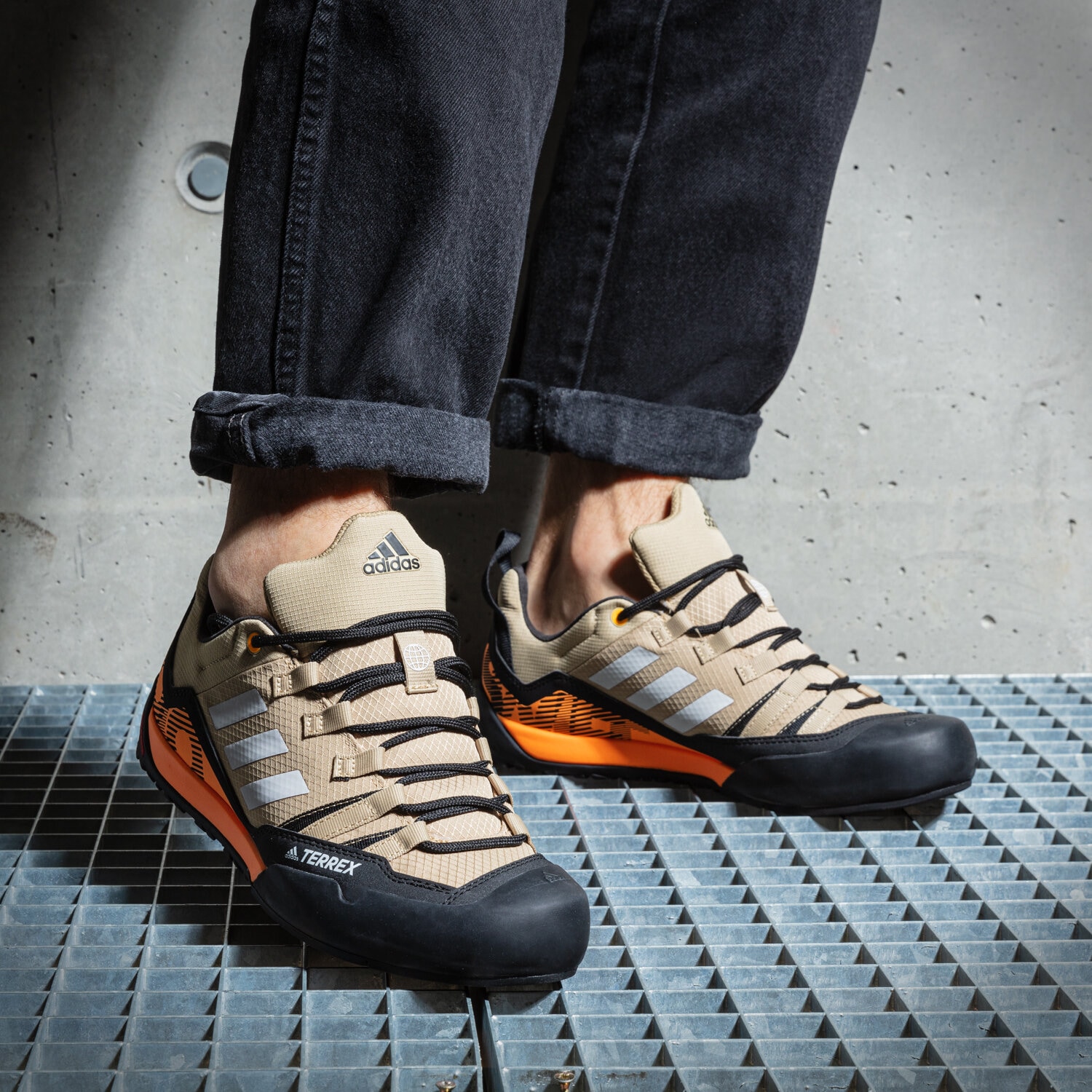 ADIDAS TERREX SWIFT SOLO GZ0333 KHAKI Męskie Buty outdoor w Sizeer