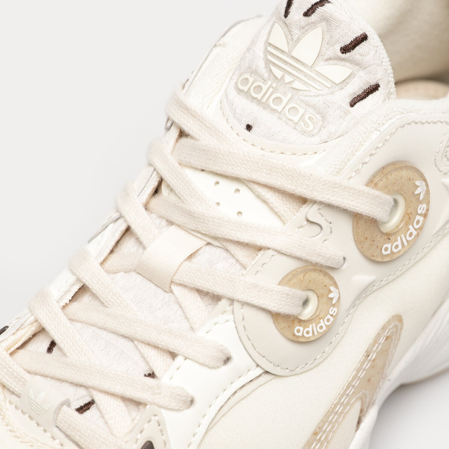 ADIDAS ASTIR HER VEGAN W HQ6670 BEŻOWY | Damskie Sneakersy w