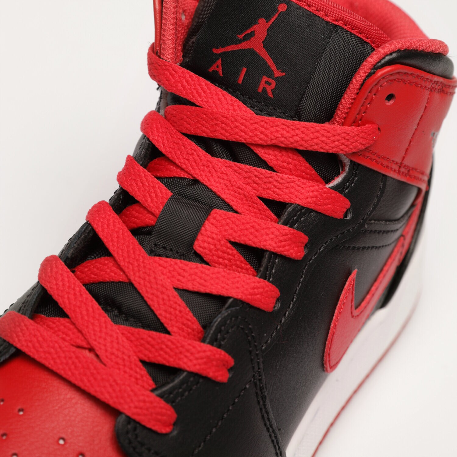 スニーカー NIKE AIR Jordan 1 MID(GS) DQ8423-060 AIR JORDAN 1 MID - スニーカーショップSKIT
