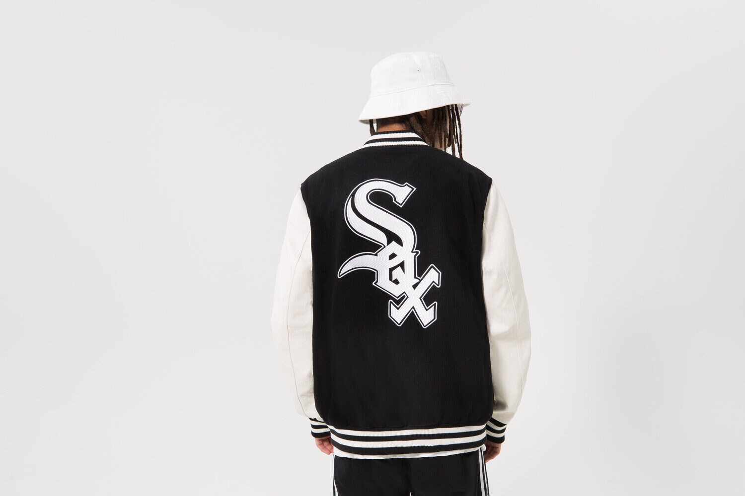 Majestic White Sox ブラックジャケット XL オーバーサイズ NEW ERA KURTKA HERITAGE VARSITY SOX CHICAGO WHITE SOX
