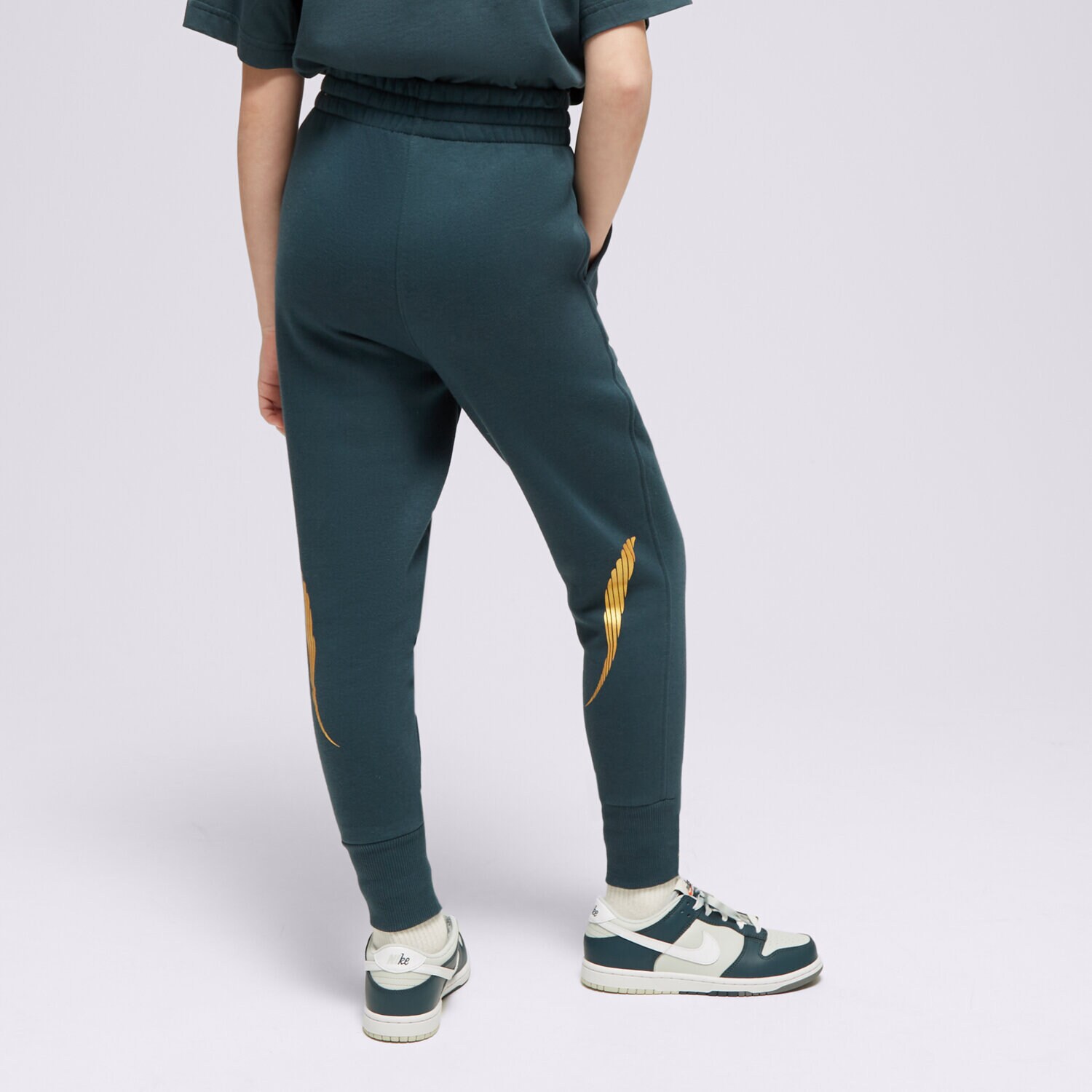 NIKE SPODNIE G NSW CLUB FLC HR PNT SHNE GIRL FJ6162-328 ZIELONY