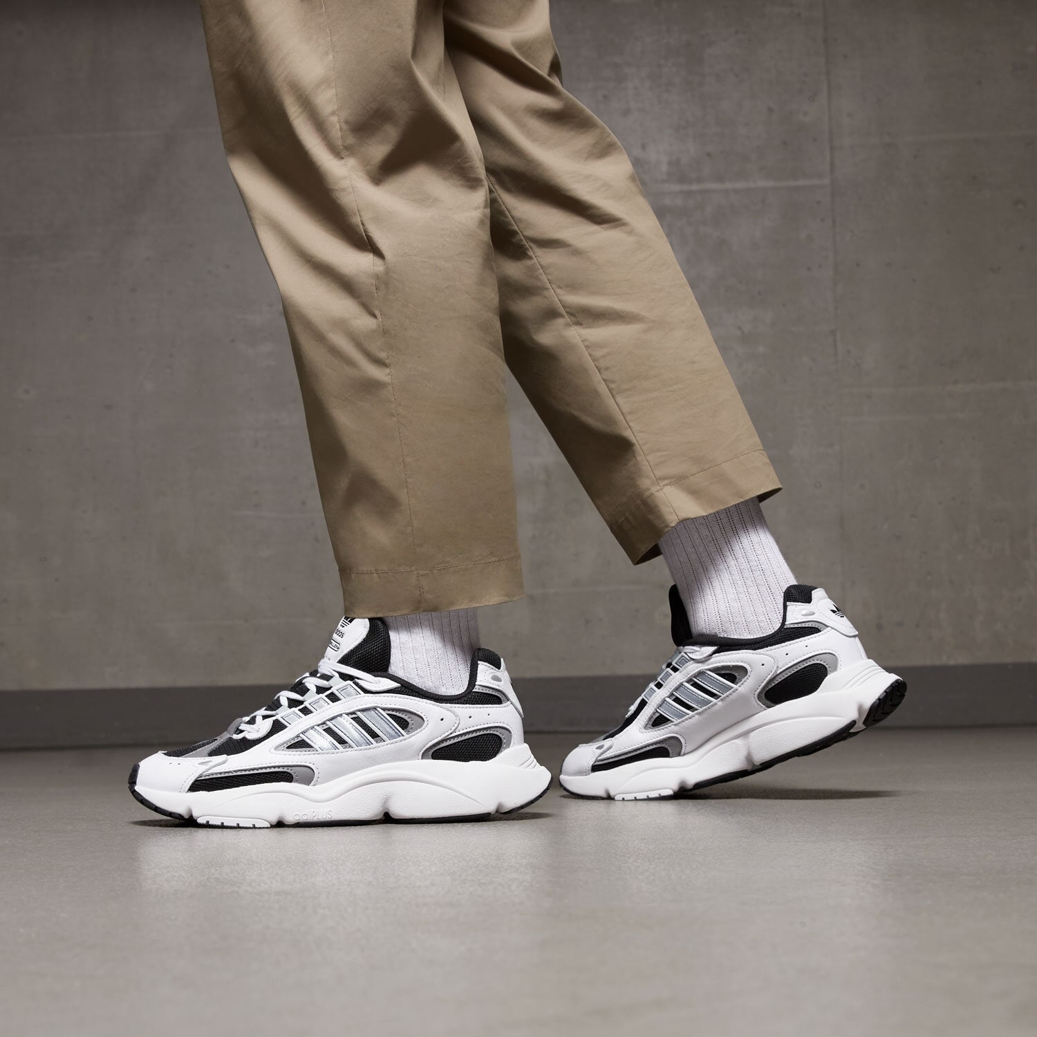 ADIDAS OZMILLEN ID5704 BIAŁY | Męskie Sneakersy w Sizeer