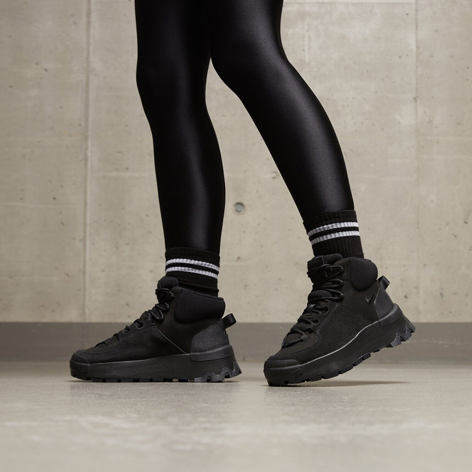 Nike City Classic Boot DQ5601-003 Czarne | Sizeer