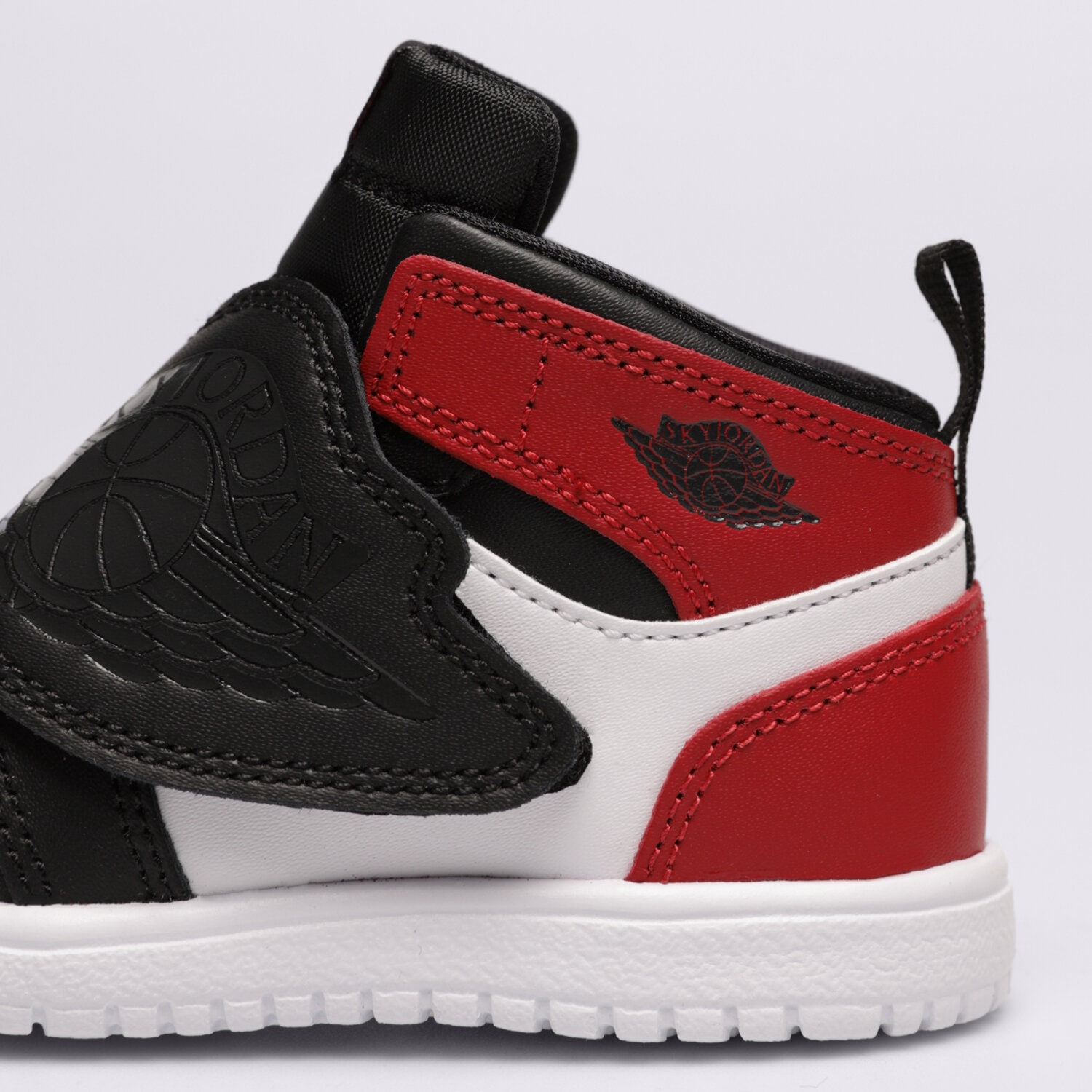 SKY JORDAN 1 BQ7196-016 CZERWONY | Dziecięce Sneakersy w Sizeer