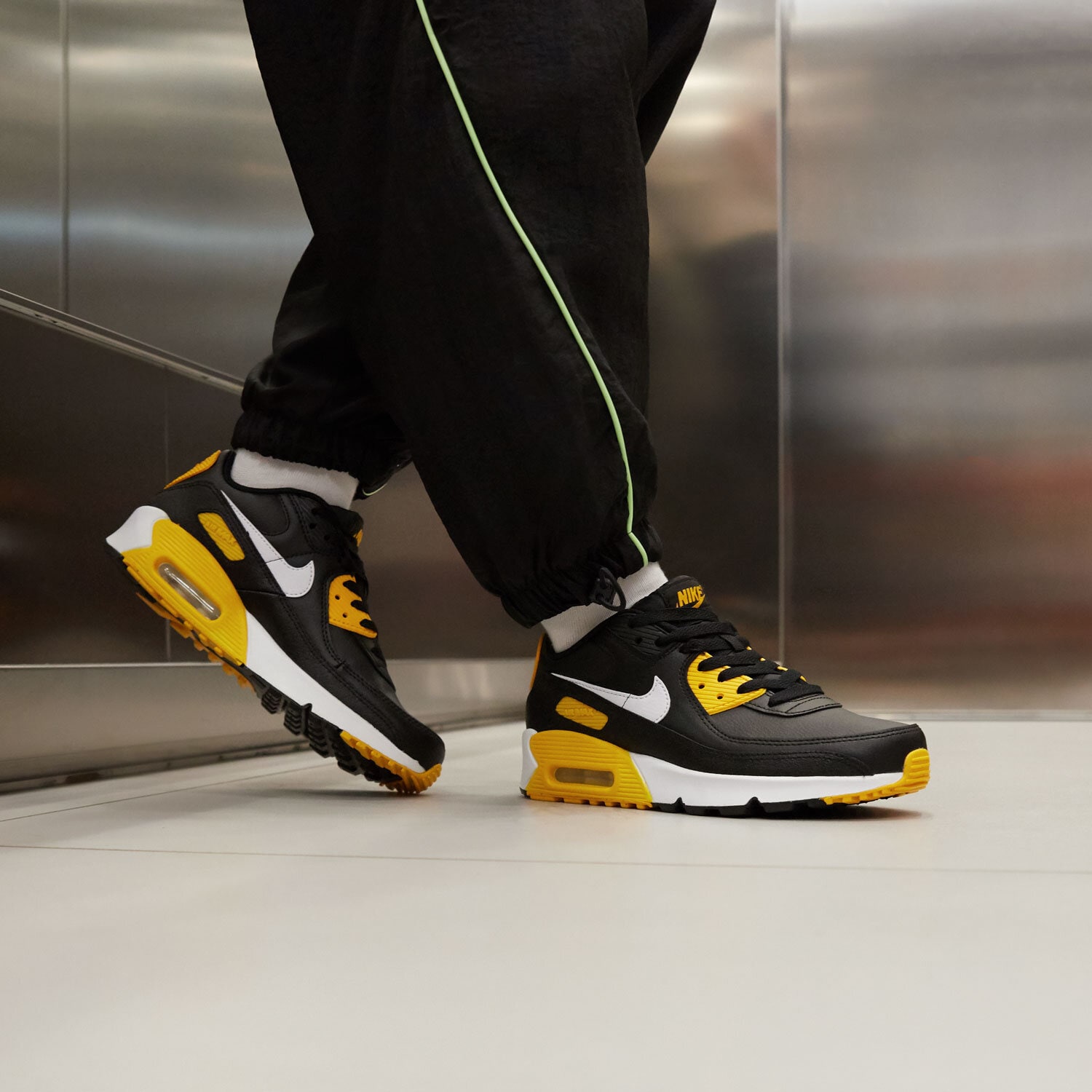 NIKE AIR MAX 90 LTR CD6864-026 CZARNY | Dziecięce Sneakersy w Sizeer