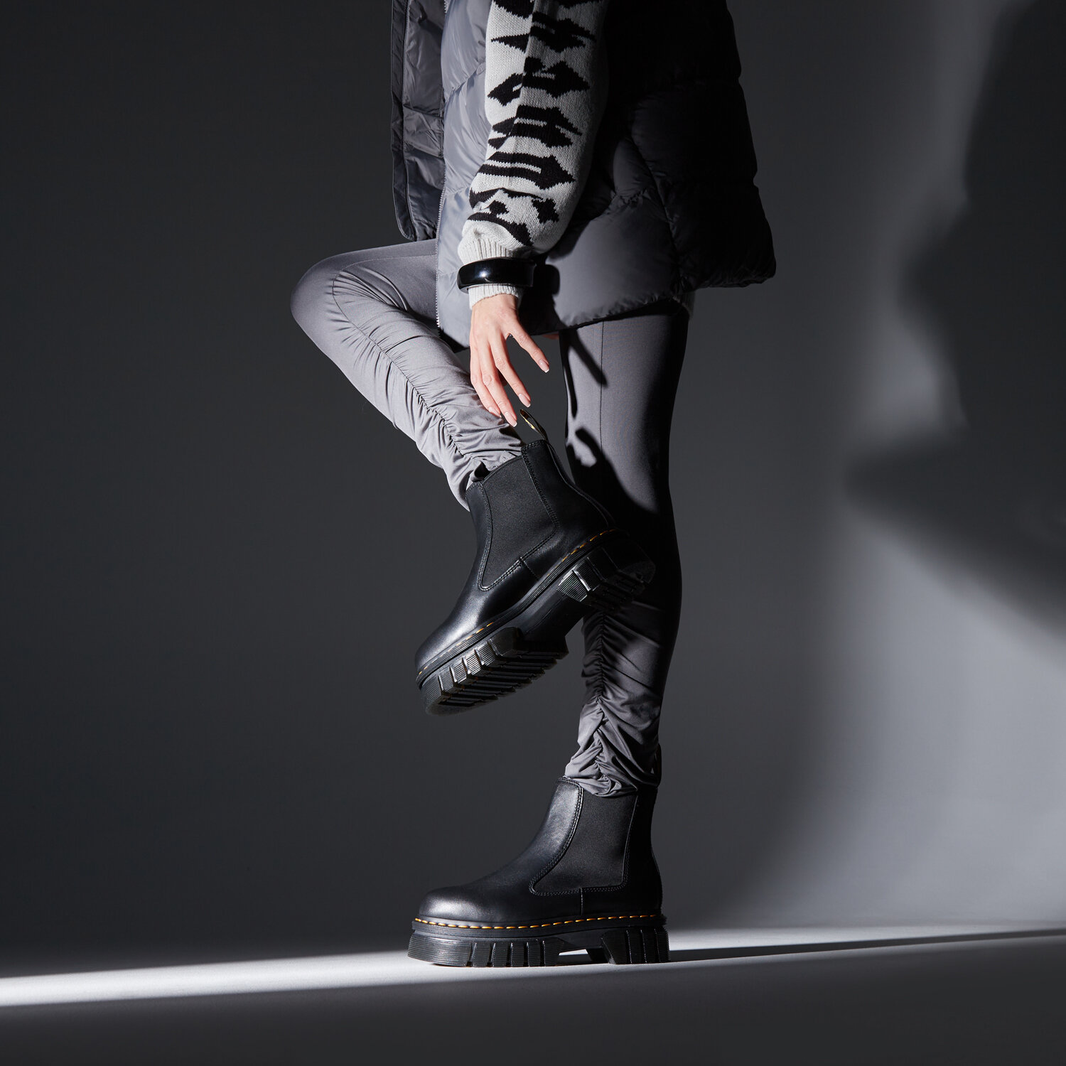 DR.MARTENS AUDRICK CHELSEA 27148001 CZARNY | Damskie Buty