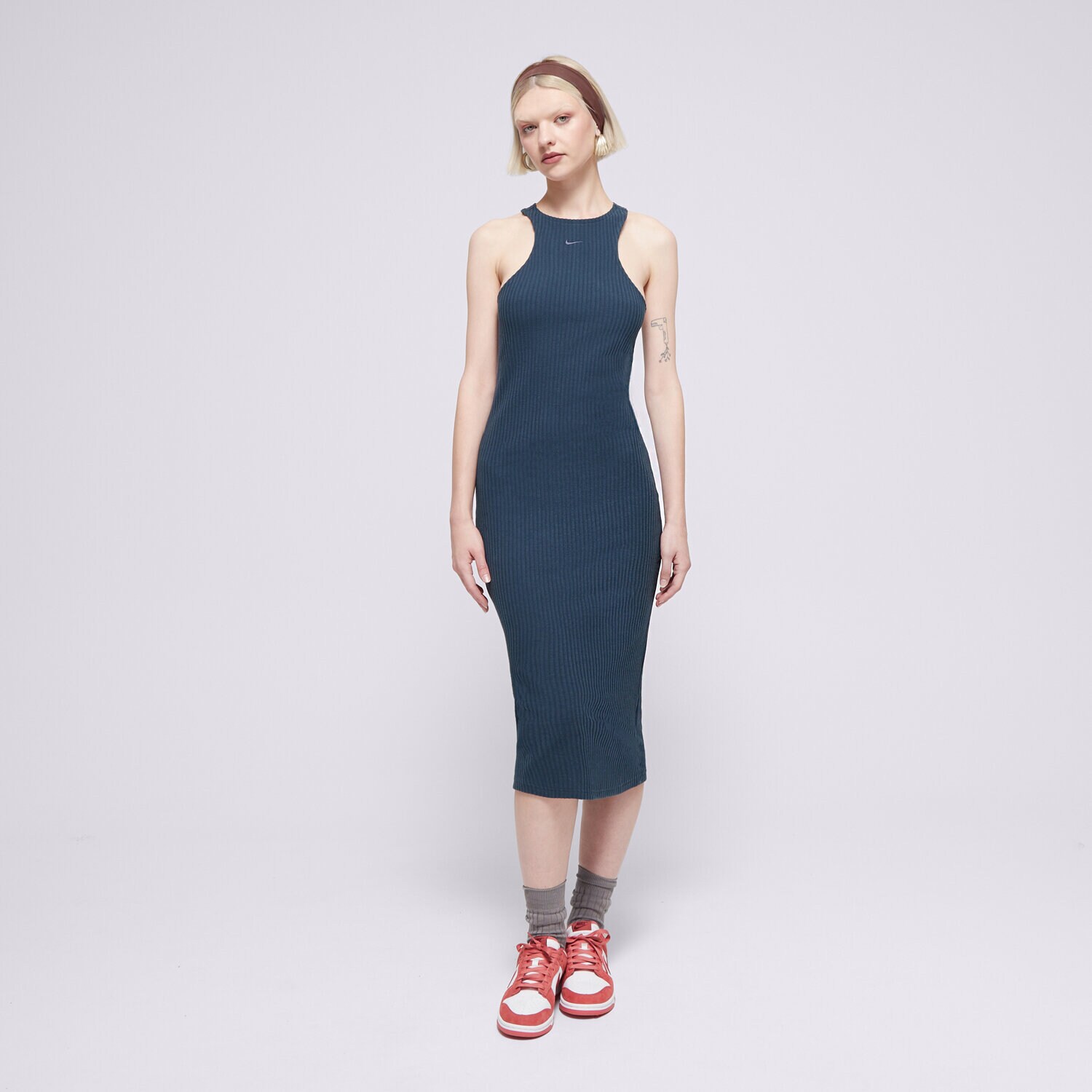 NIKE SUKIENKA W NSW NK CHLL KNT RIB MIDI DRS FN3679-478