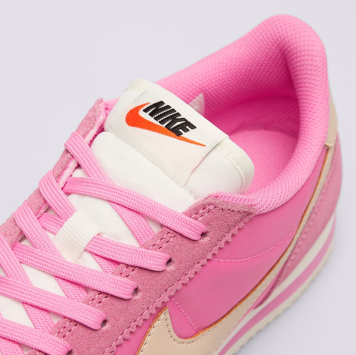 スニーカー Nike SNEAKER (IF1764) NIKE W CORTEZ SE IF1764-601 RÓŻOWY | Damskie Sneakersy w Sizeer