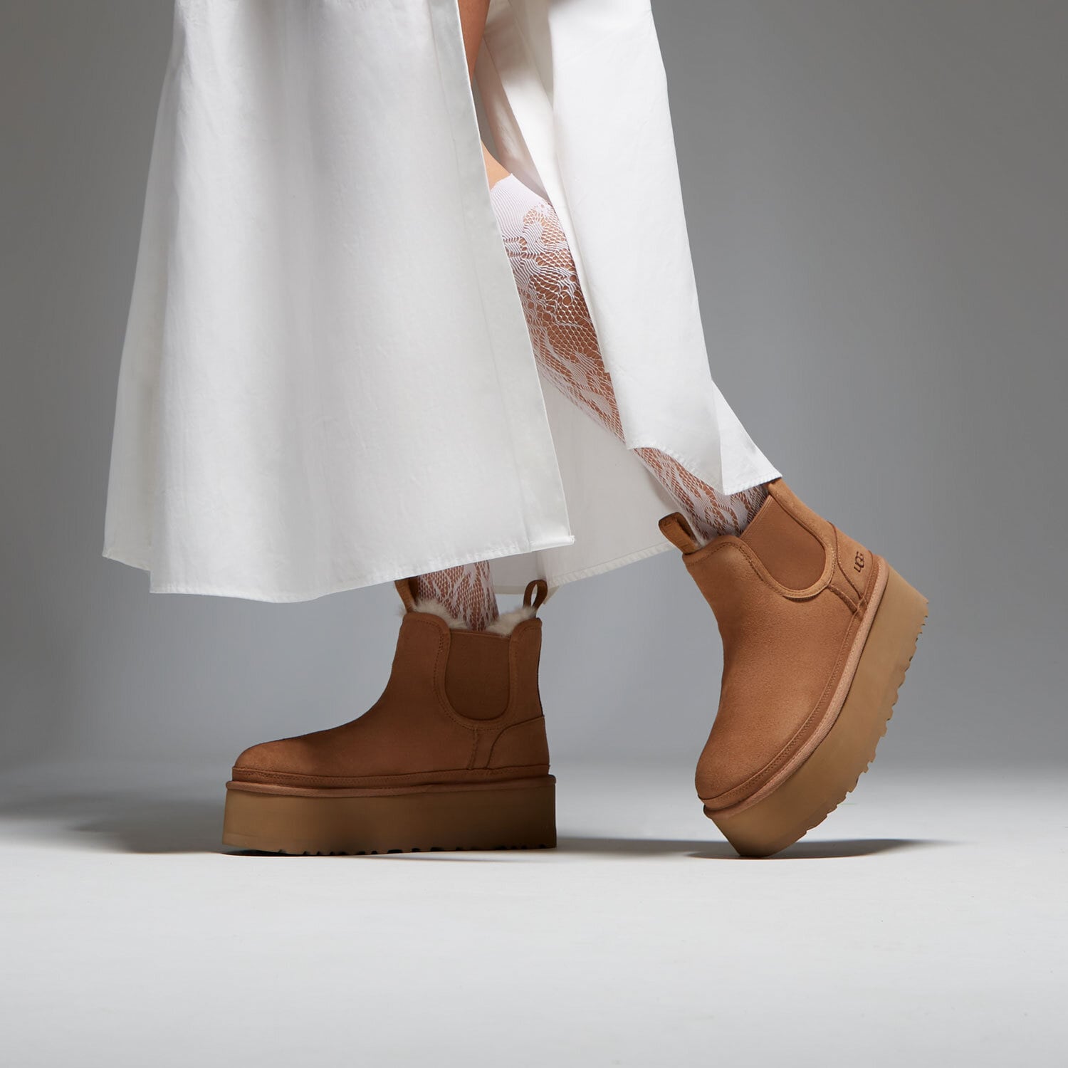 UGG Neumel Platform Chelsea 1134526-CHE Brązowe | Sizeer