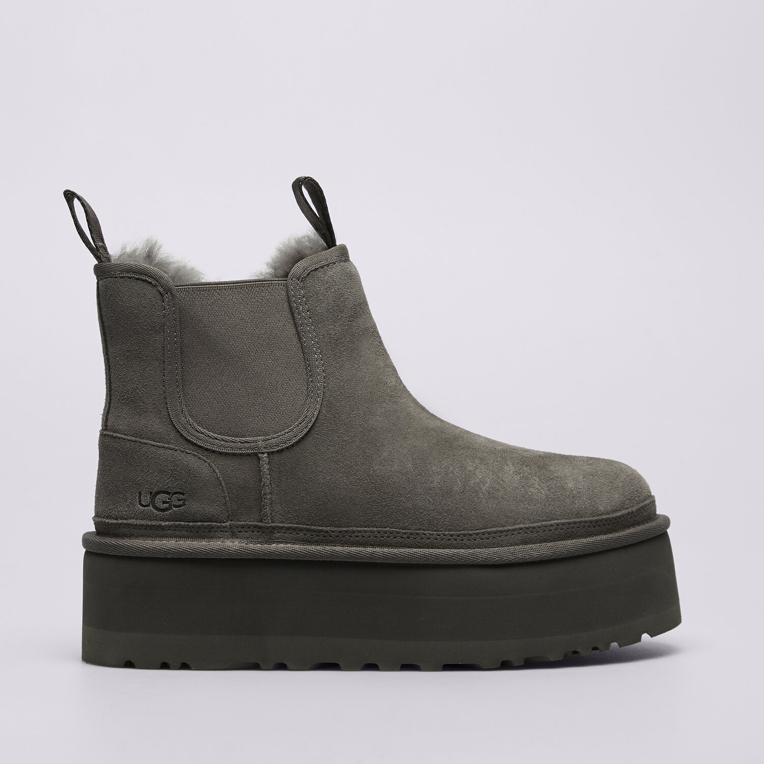ugg　ニューメルチェルシー UGG アグ ニューメル プラットフォーム チェルシー NEUMEL