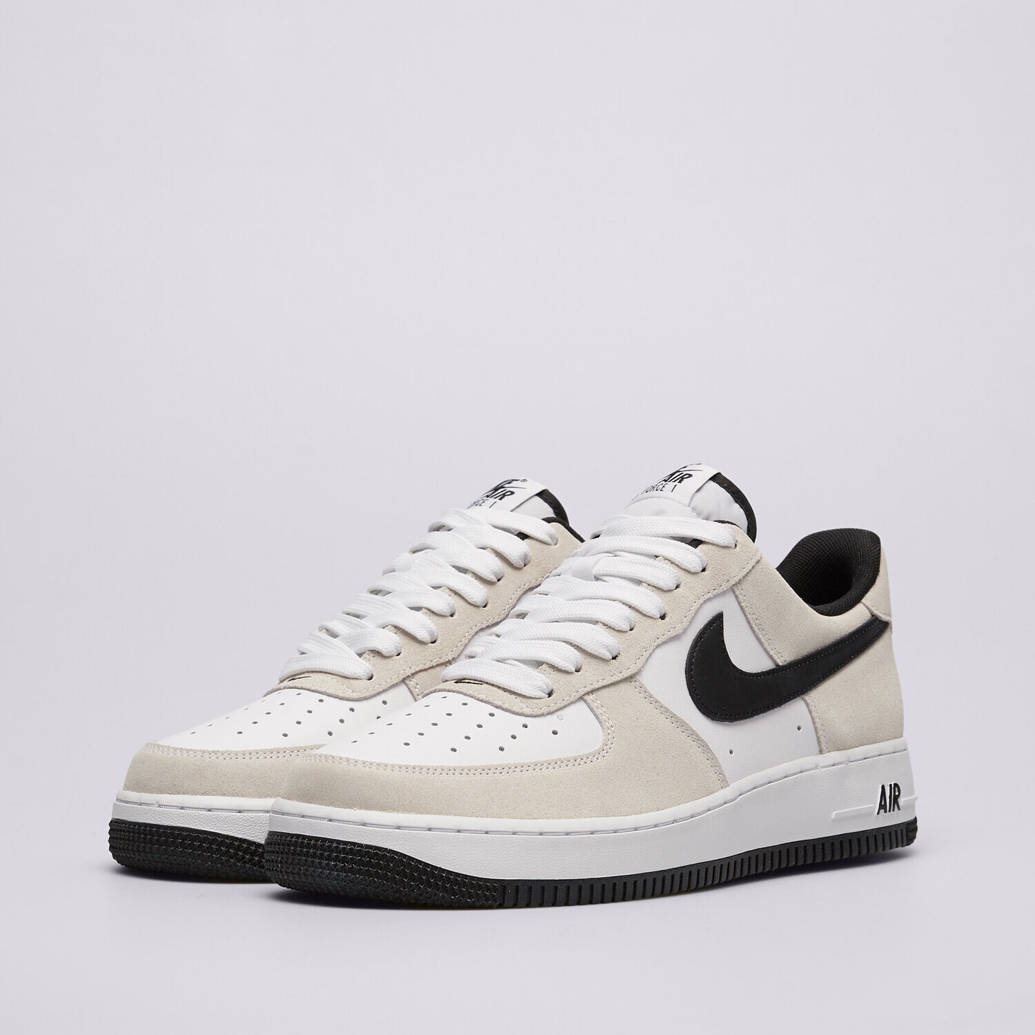 nike air force 1 lv8 sizeer