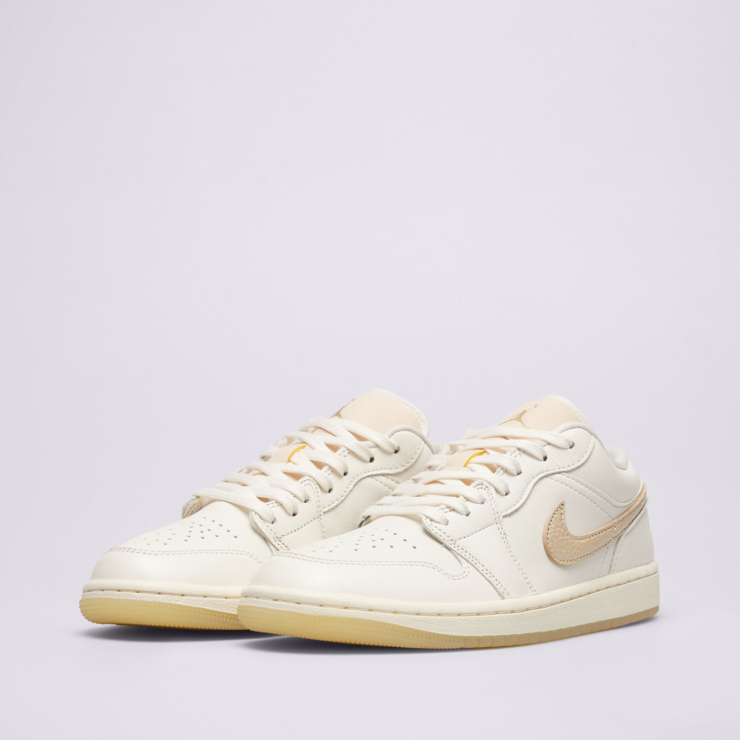 WMNS AIR JORDAN 1 LOW SE V2 HV5157-100 BEŻOWY | Damskie Sneakersy 