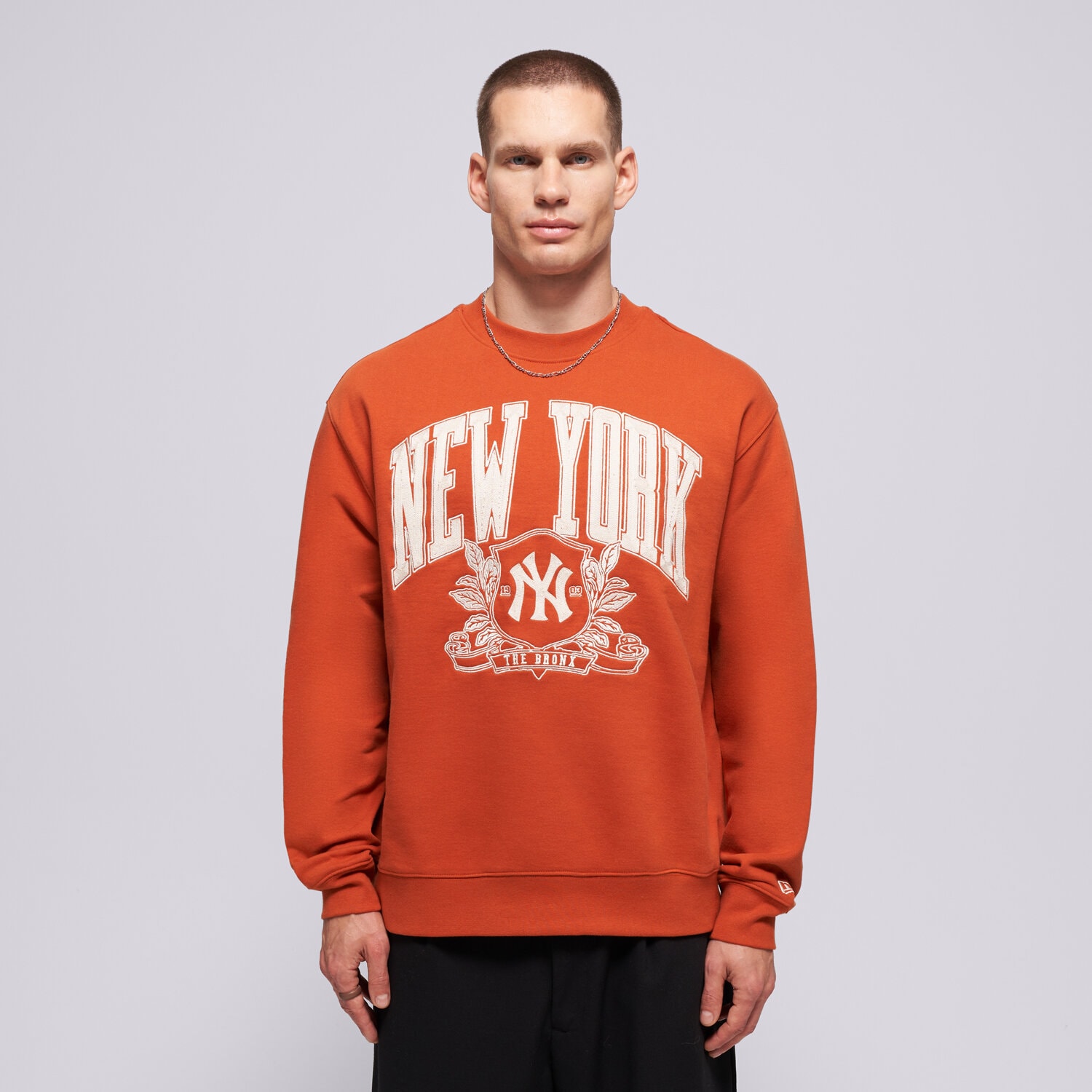 New Era Bluza Mlb Arch Grphc Crew Nyy New York Yankees