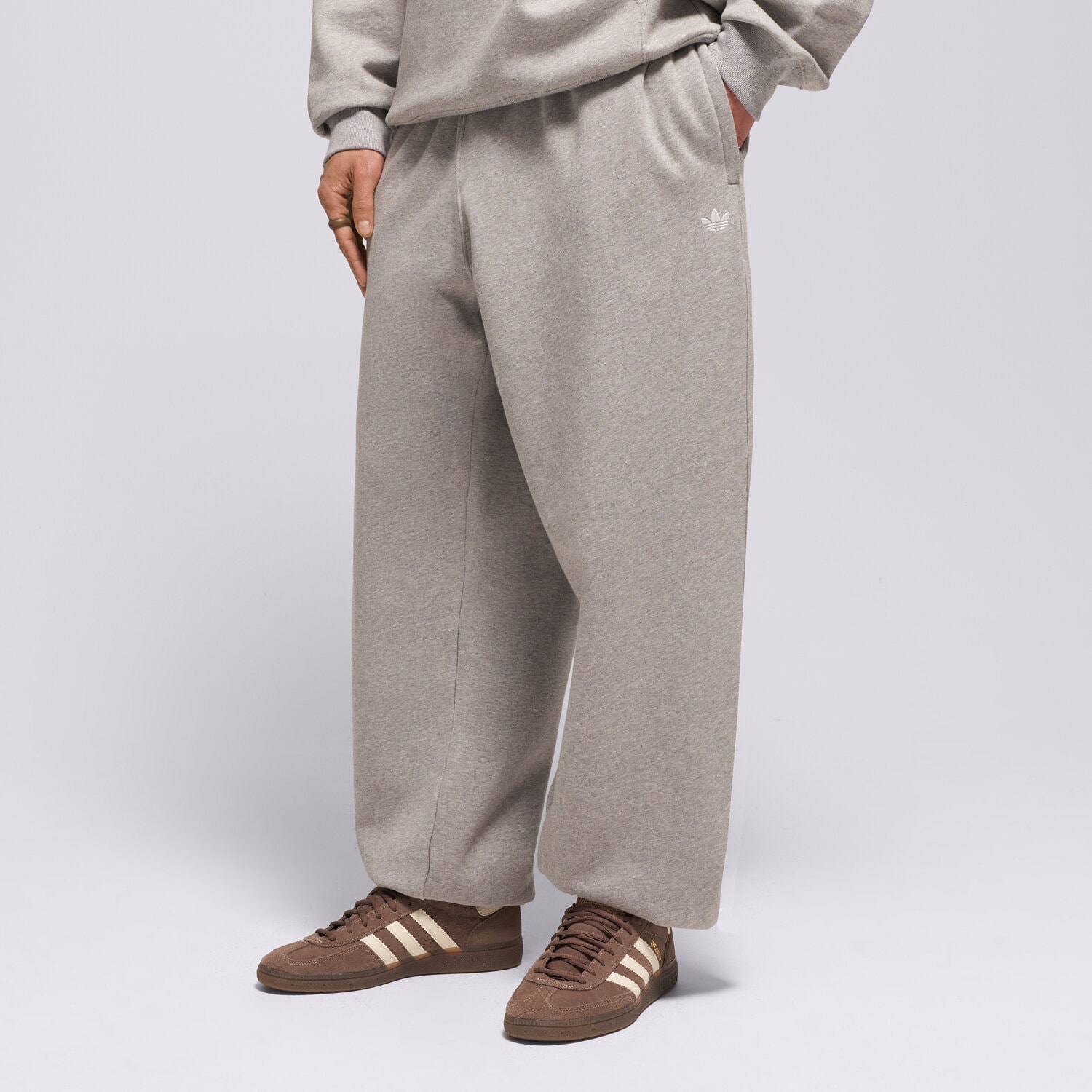 Adidas Spodnie Ess Loose Pt