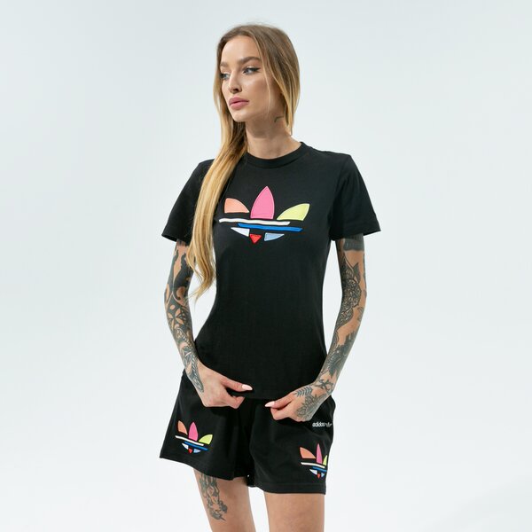 ADIDAS T-SHIRT TEE H22859 | kolor czarny | Damskie T-shirty | Odzież w  Sklep Sizeer