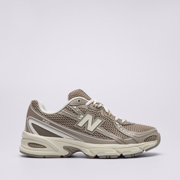 New Balance 740