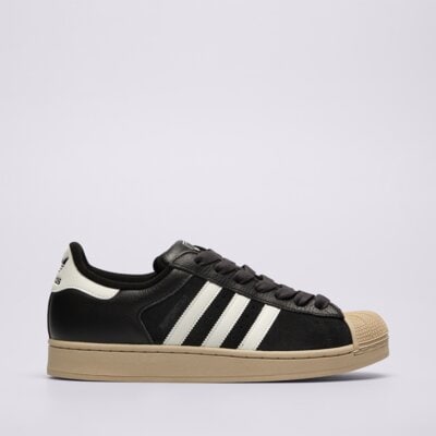 Jak czyścić adidas Superstar?