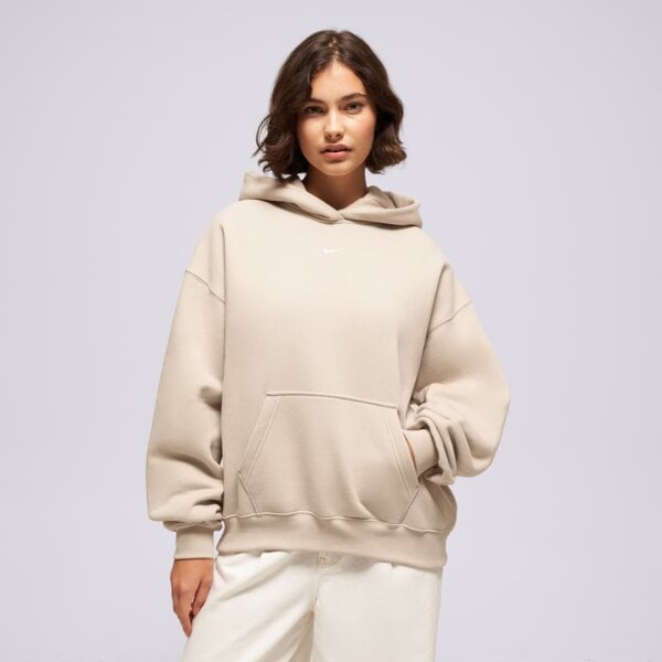 Goodie hoodie. Bluza z kapturem – jak ją nosić