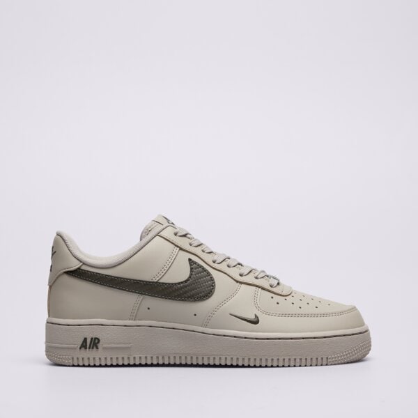We (sneakers) will rock you!