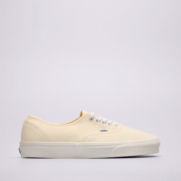 Do czego założyć Vans Authentic?